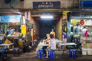 Những khu phố ăn uống hấp dẫn nên khám phá khi du lịch Bangkok