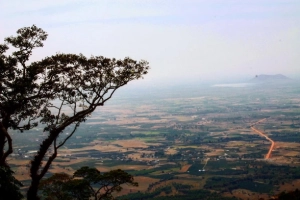 Núi Tà Cú điểm đến hấp dẫn dành cho dân phượt khi đến Phan Thiết