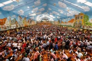 Oktoberfest - tiệc cưới &#8216;chịu chơi&#8217; của vua Đức