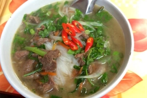 Phở chửi &#8216;có văn hóa&#8217; giữa thành phố Nam Định