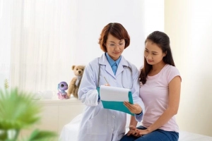 Phụ nữ khỏi COVID bao lâu thì có thai được?