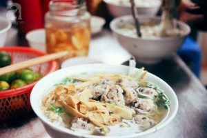 Quán bún mọc hơn 30 năm tuổi, giá siêu bình dân dù ở giữa phố cổ Hà Nội
