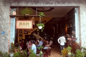Quán cà phê như một ngôi nhà cũ ở Đà Nẵng