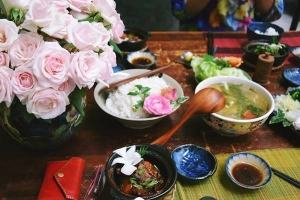 Quán cơm chỉ bán 25 suất mỗi ngày