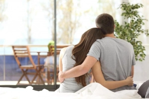 Quan hệ tình dục sớm ở tuổi 16, 17 có hệ lụy nào không?