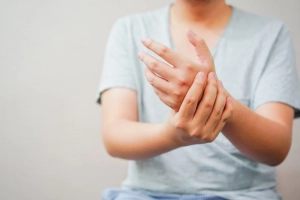 Run tay mỗi khi hồi hộp căng thẳng phải làm sao?