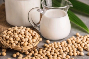 Sau sinh mổ có uống sữa đậu nành được không?
