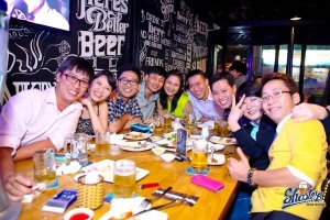 Shooters Beer Garden &#038; Bar - Điểm đến làm ‘say’ lòng giới trẻ
