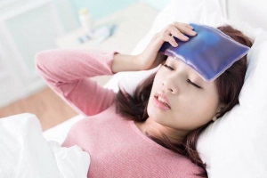 Sốt cao sau 4-5 ngày mắc quai bị là do đâu?