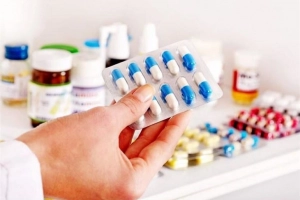 Sốt xuất huyết không được uống thuốc gì?