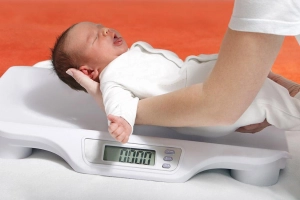 Sụt cân sinh lý ở trẻ sơ sinh