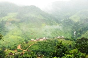 Tà Vờng - bức tranh quyến rũ giữa núi rừng