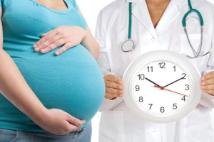 Thai 40 tuần chưa chuyển dạ có nên mổ?