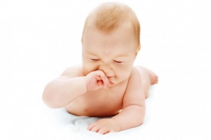 Thế nào là nghẹt mũi sinh lý ở trẻ sơ sinh?