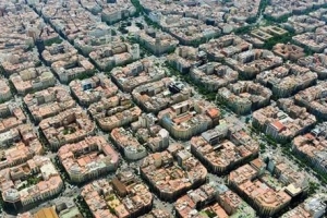 Thú vị kiến trúc nhà bát giác ở Barcelona