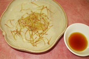 Thưởng thức món ăn nhảy múa trong miệng kiểu Nhật