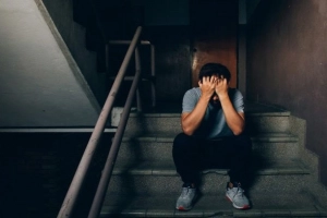 Trầm cảm có mấy giai đoạn phát triển?