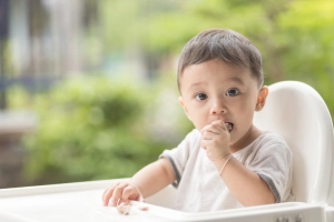 Trẻ thiếu kẽm sẽ còi cọc?