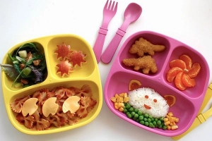 Trẻ tròn 6 tháng: Thời điểm tối ưu để bắt đầu ăn dặm