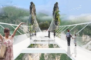 Trung Quốc mở cửa cầu sàn kính dài nhất thế giới