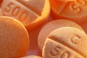Uống quá nhiều vitamin C - Điều gì sẽ xảy ra?