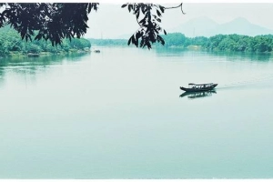 Vẻ đẹp Huế qua ống kính dân du lịch bụi