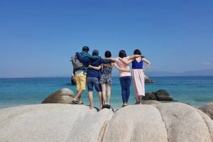 Về miền biển đảo Cù Lao Câu xanh ngắt ngày hè