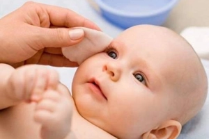 Vệ sinh RỐN, TAI, MŨI, MẮT cho trẻ sơ sinh đúng cách