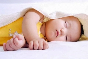 Vì sao nên cho trẻ ngủ riêng?