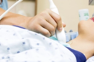 Vinmec Đà Nẵng đưa giáo dục sức khỏe học đường vào thực tiễn, tầm soát bệnh lý vú – giáp cho học sinh – sinh viên