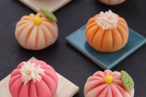 Wagashi - món bánh ngọt đẹp mắt không nỡ ăn của Nhật Bản