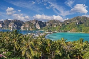 Xem múa lửa, ngắm cá mập ở đảo ngọc Koh Phi Phi