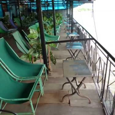 Tổng hợp- Thủy Tạ Cafe