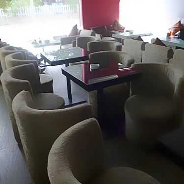 Không gian- Apple Cafe - Thống Nhất