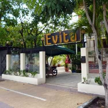 Tổng hợp- Evita Cafe