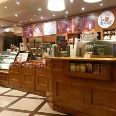 Tổng hợp- Tiệm Bánh The Coffee Bean & Tea Leaf - Thái Văn Lung