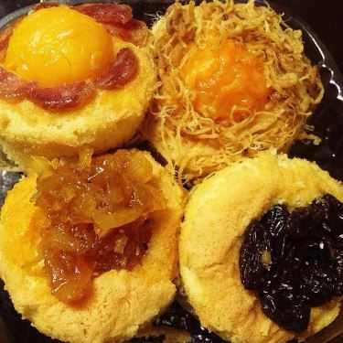 Món ăn- Tiệm Bánh Bông Lan Xá Xíu