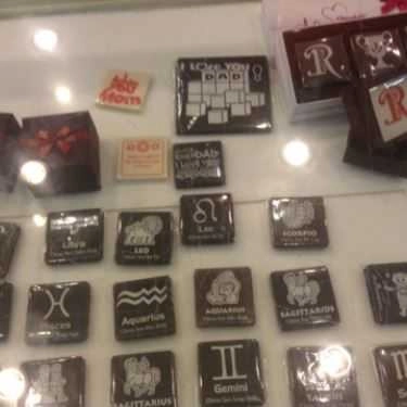 Tổng hợp- Tiệm Bánh Chocolate Graphics - Vincom Center