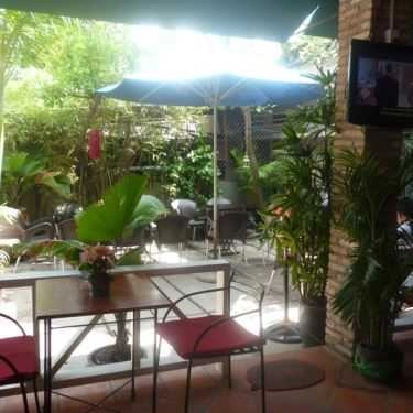 Không gian- Trùng Dương Cafe