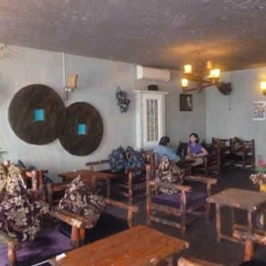 Không gian- Góc Phố Xưa Cafe