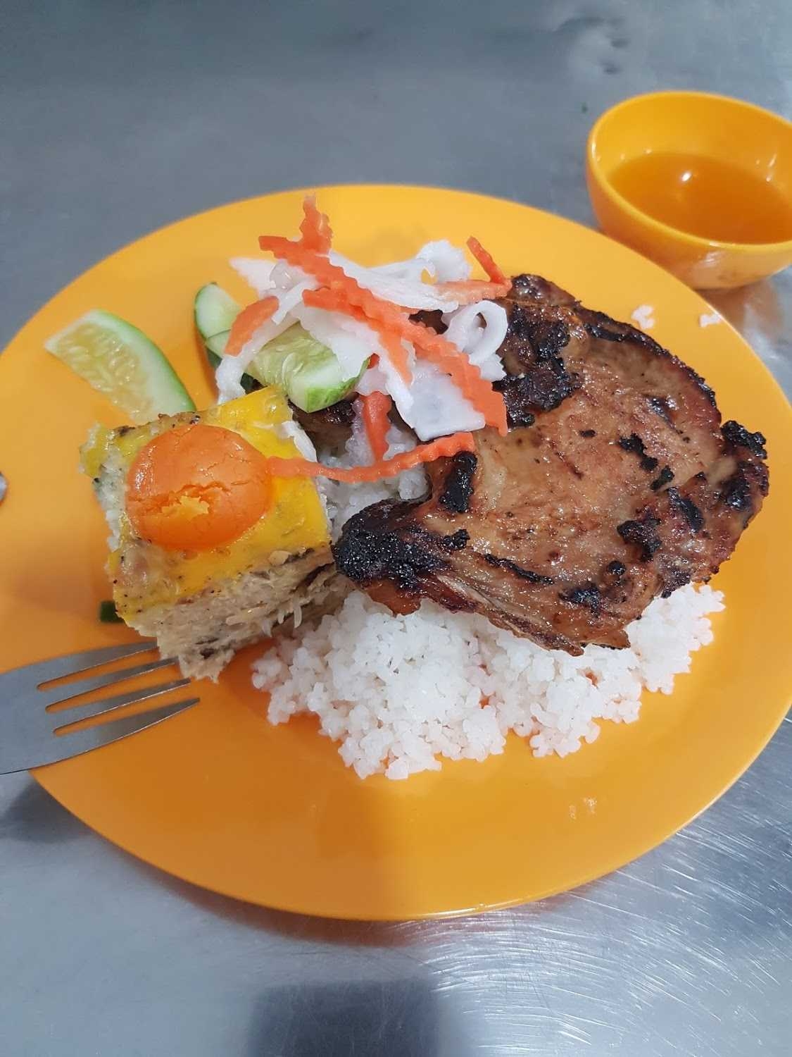 Món ăn- Quán Ăn Tuyết Cây Gõ - Cơm Tấm Bình Dân