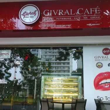 Tổng hợp- Sài Gòn Givral Cafe - Nguyễn Văn Linh