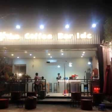 Không gian- # The Coffee Bar IDC