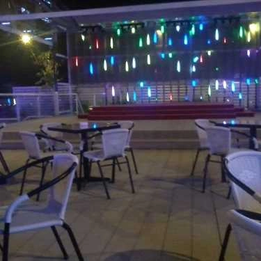 Không gian- 17 Cafe - Phan Huy Ích