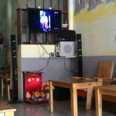 Không gian- 79 Cafe