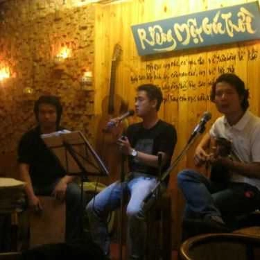 Tổng hợp- Riêng Một Góc Trời Cafe - Đường Số 11