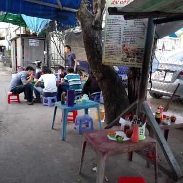 Không gian- Ăn vặt Hủ Tiếu Gõ - Bình Quới