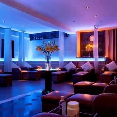 Không gian- Kingston Hotel - Thủ Khoa Huân