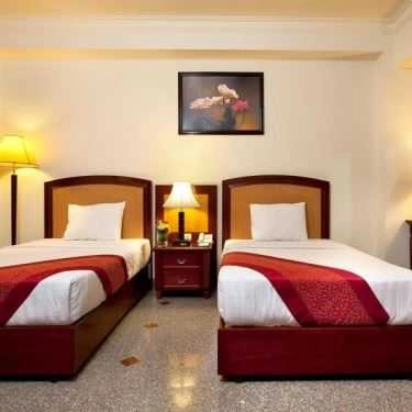 Không gian- Kingston Hotel - Thủ Khoa Huân