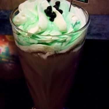 Tổng hợp- Light Up Coffee - Trần Hưng Đạo